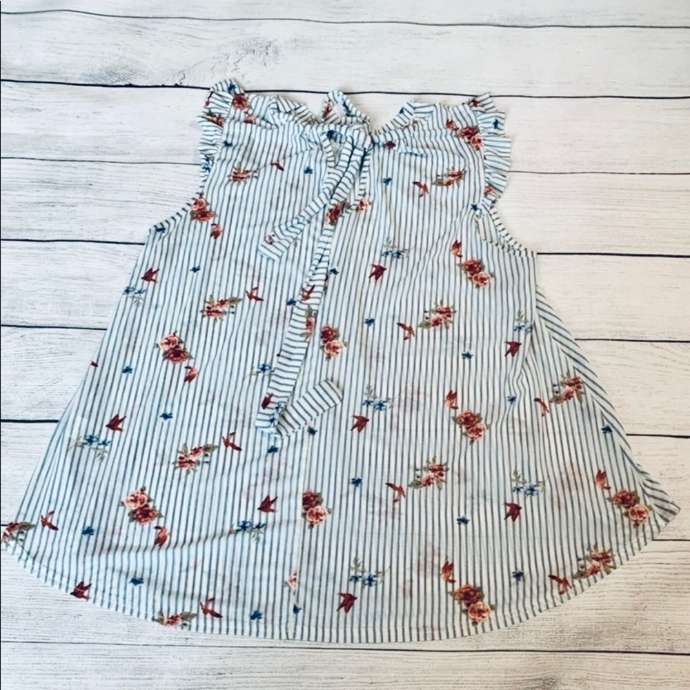 Sheer flowy floral womens top
